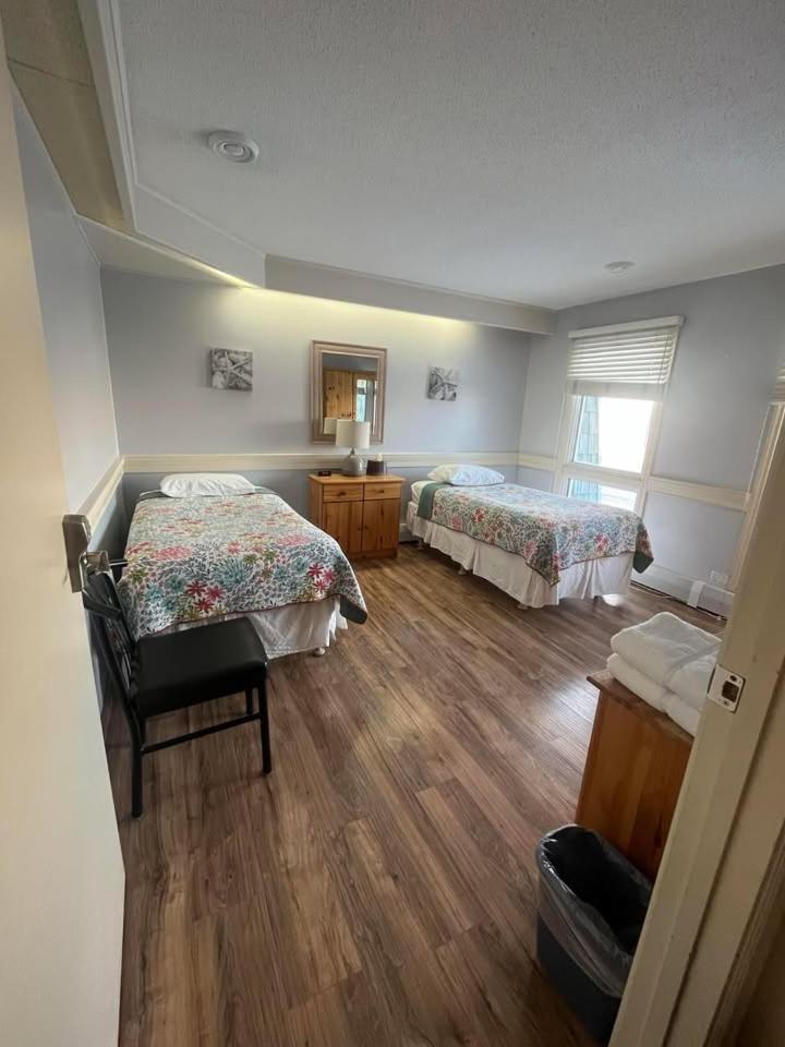 Laura'S Lodge Saskatoon Eksteriør bilde