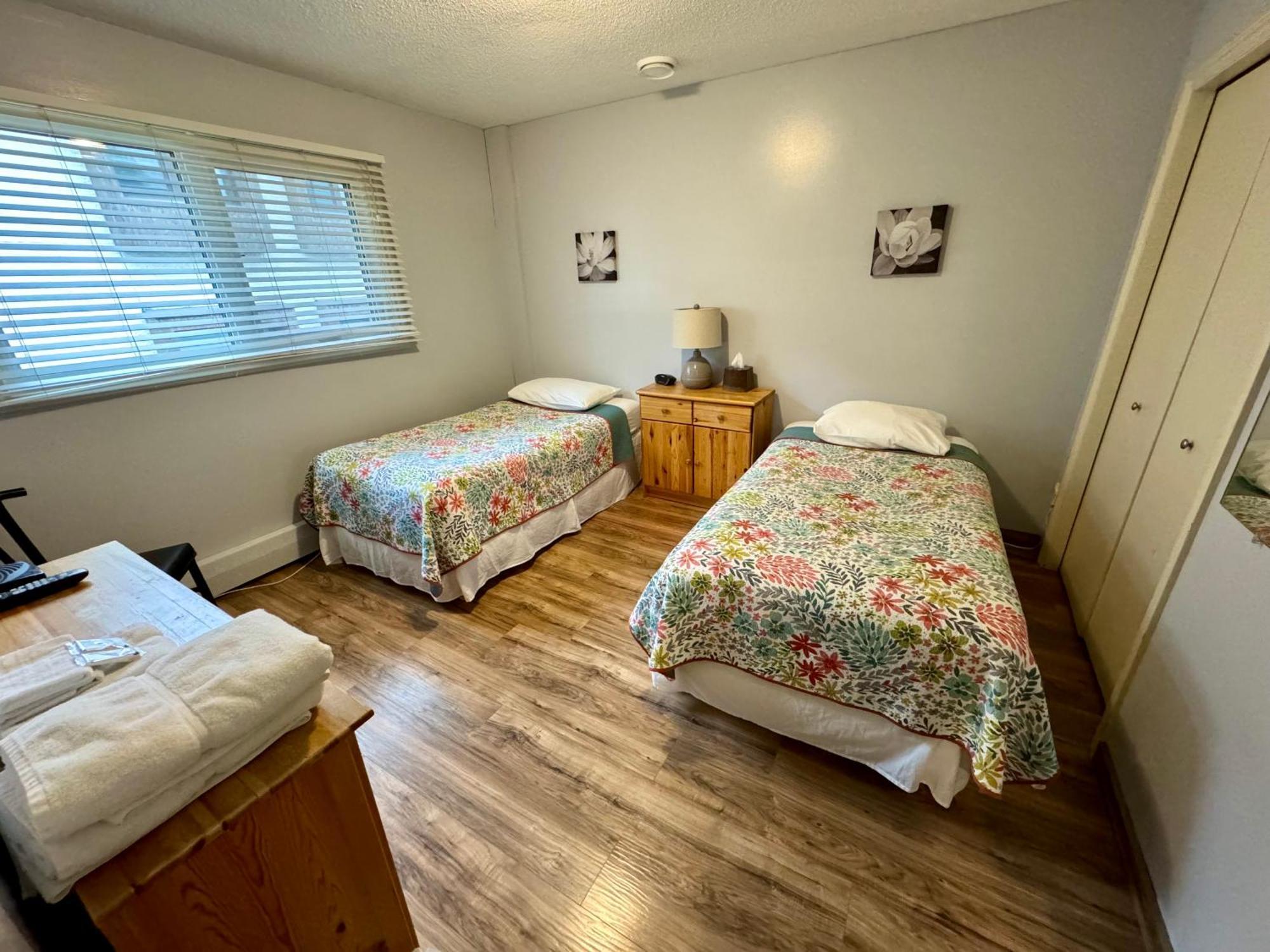 Laura'S Lodge Saskatoon Eksteriør bilde